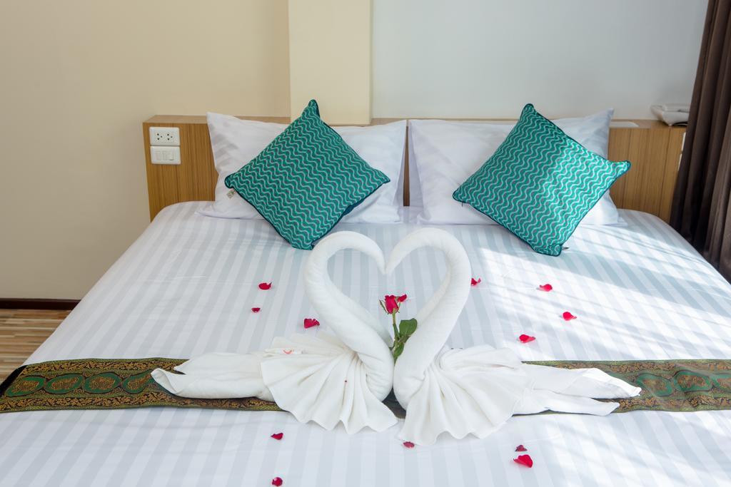 Patong Landmark Hotel Cameră foto