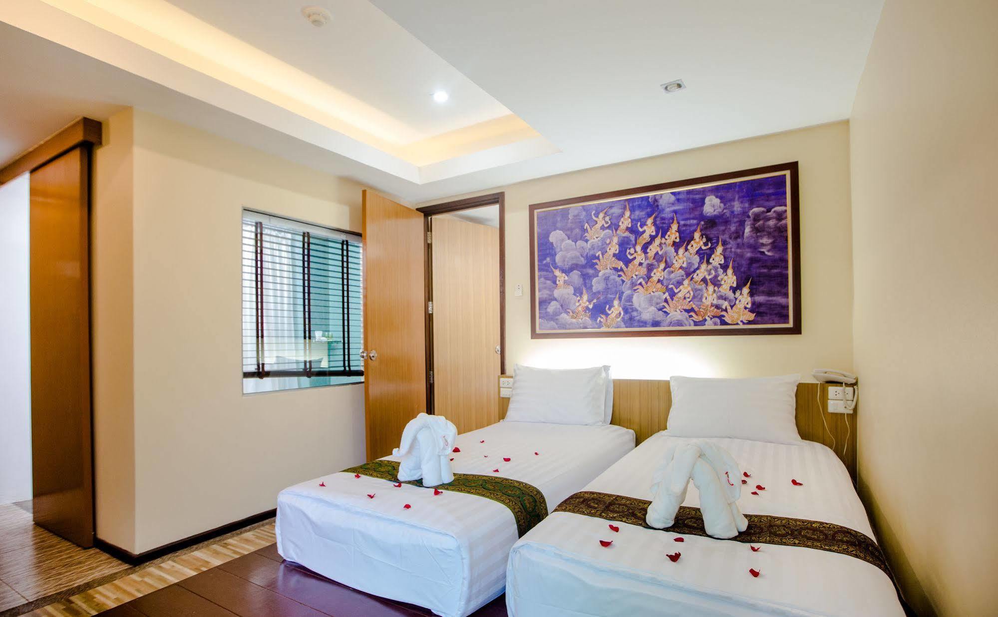 Patong Landmark Hotel Exterior foto