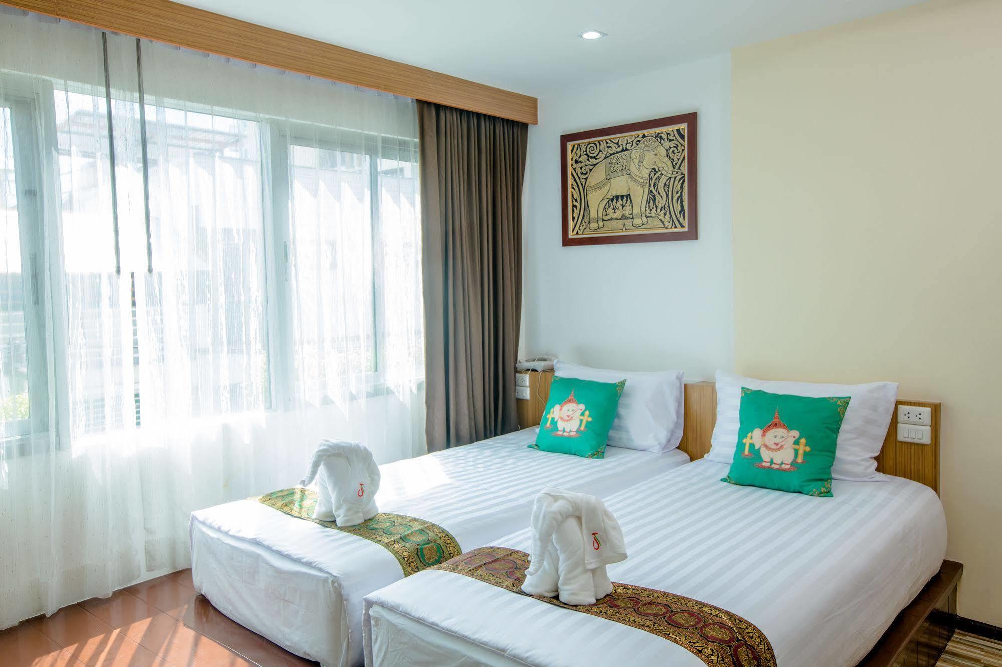 Patong Landmark Hotel Exterior foto